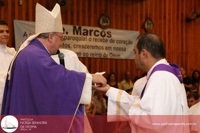 Padre Marcos está de idade nova hoje 4