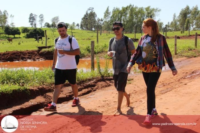 Em ato de Fé, campistas de Iporã fizeram uma peregrinação até o Recanto Nossa Senhora de Fátima 5