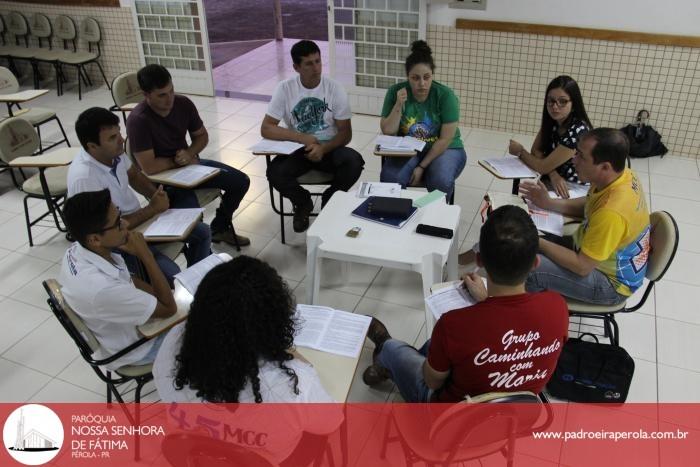 Jovens do Cursilho se reunem para estudar o 15º Plano Diocesano da Ação Evangelizadora 4