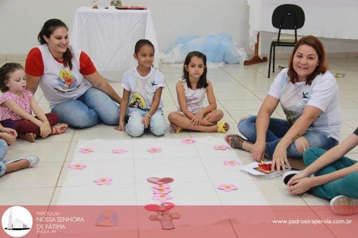 Grupo de Oração da RCC reuniu centenas de pessoas para uma noite de pregação e louvor 11