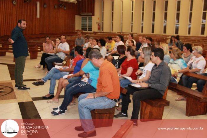 Padre reuniu a Pastoral da Liturgia para preparar o Tríduo Pascal 6