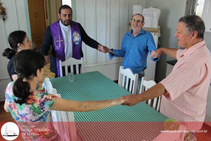 Padre Marcos visita a comunidade São Henrique em Pérola 5