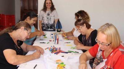 Aulas de pintura já são ministradas pelo Projeto Juventude em Ação