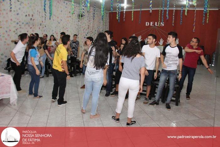 Evangelização: Jovens de Pérola participaram do grupo "Meu Alvo é Cristo" em Umuarama 7