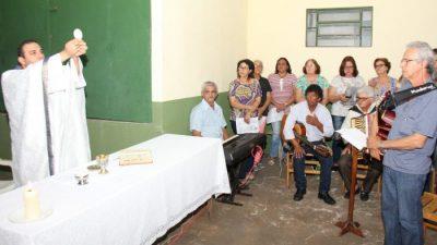 Produtores participaram de uma Missa na sede da FrutiPérola