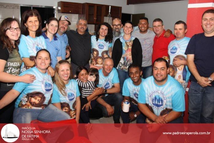 Pastoral Familiar se reuniu para rezar o Terço 43