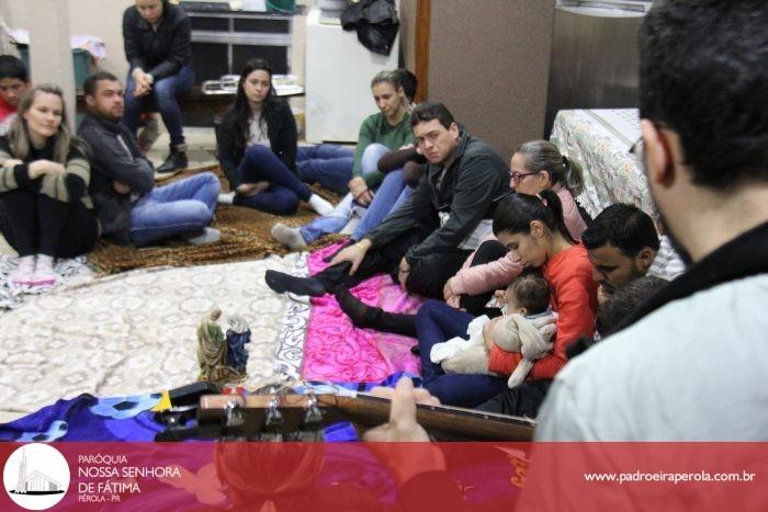 Grupo "Porque Ele Vive" reuniu famílias para um encontro especial 16