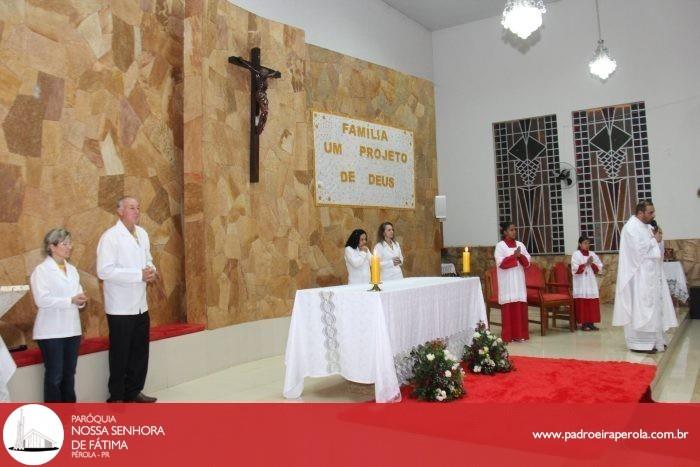 Padre Marcos presidiu uma missa na Semana da Família em Icaraíma 4