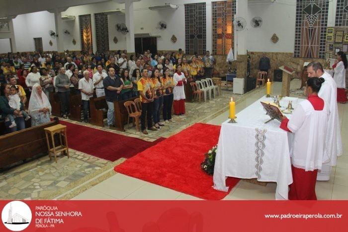Padre Marcos presidiu uma missa na Semana da Família em Icaraíma 23