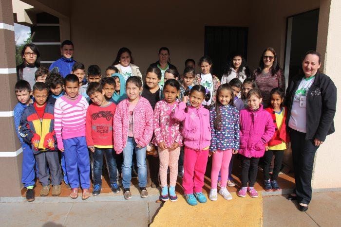 Crianças da Escola Arminda Rodrigues visitam a Pastoral da Criança 4