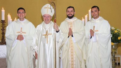 Ordenação Presbiteral: Diocese de Umuarama recebe novos Sacerdotes