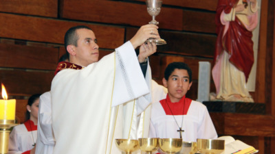 Pe. Marcos comunica sua transferência para a Paróquia de São Jorge do Patrocínio