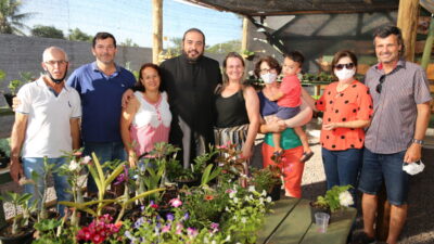 Padre abençoou o “Quintal de Casa”