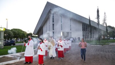 Procissão e quermesse dos Padroeiros