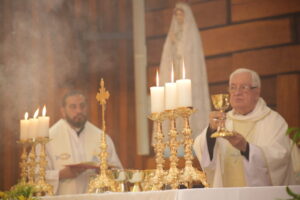 Dom Geraldo presidiu Missa em Pérola e irá conduzir o Retiro do Clero 19