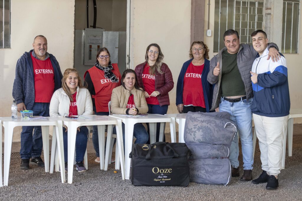 De malas prontas para o 4º Acampamento Juvenil em Pérola 4