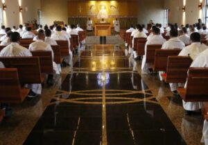 Diocese de Umuarama: Encontro dos Presbíteros com tema "Perspectivas para o Presbítero na Sociedade do Cansaço” 4