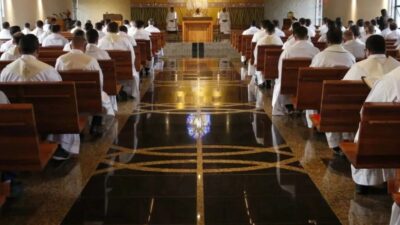 Diocese de Umuarama: Encontro dos Presbíteros com tema “Perspectivas para o Presbítero na Sociedade do Cansaço”