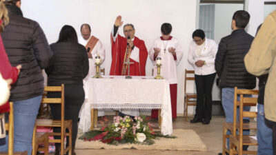 Pe. Marcos celebra uma Missa na CEB São Paulo