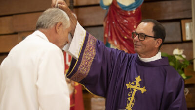 Missas de Cinzas foi celebrada às 06h na Paróquia. Haverão outras três hoje.