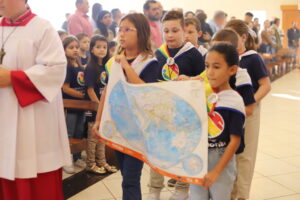 Renovação e Consagração das crianças da Infância Missionária (com fotos) 4